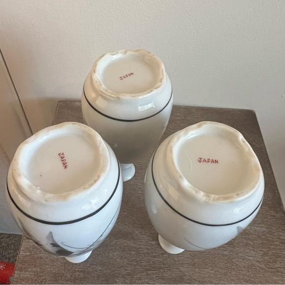 Japanese Celadon Porcelain Seiji Vases - Picture 9 of 14